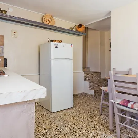 Traditional Karpathian House Menetaí