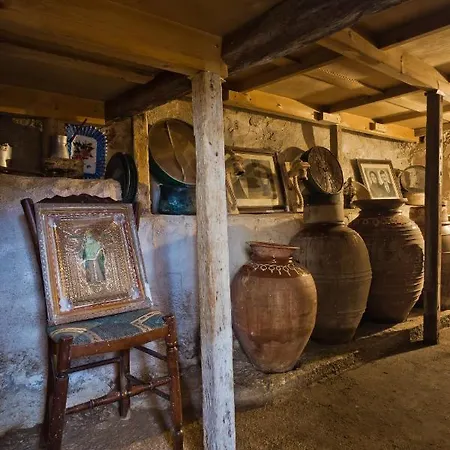 Traditional Karpathian House Menetaí