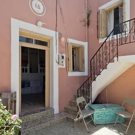 Traditional Karpathian House Μενετές